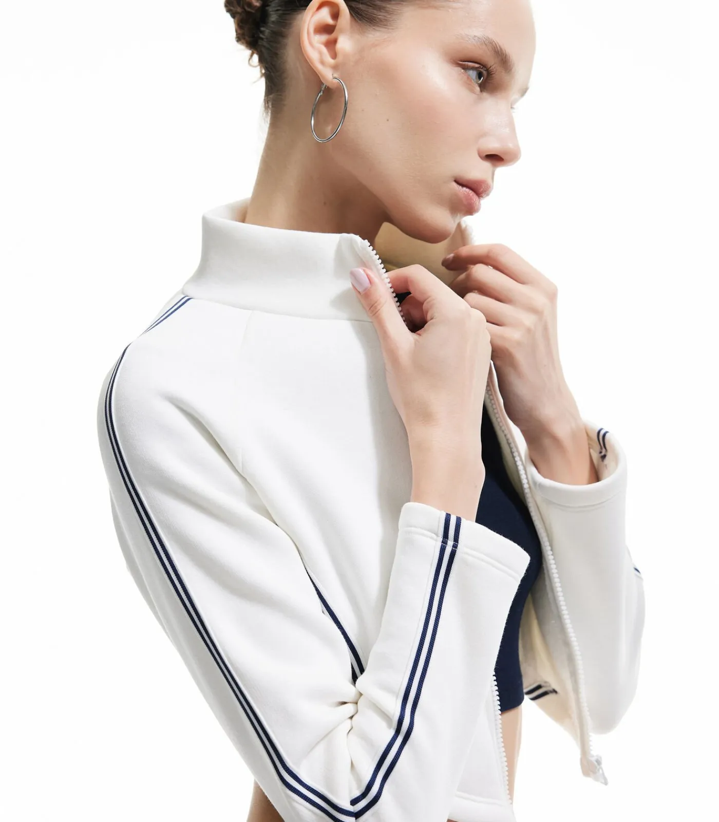 Koton Crop Sweatshirt Met Rits en Streepdetails white Discount