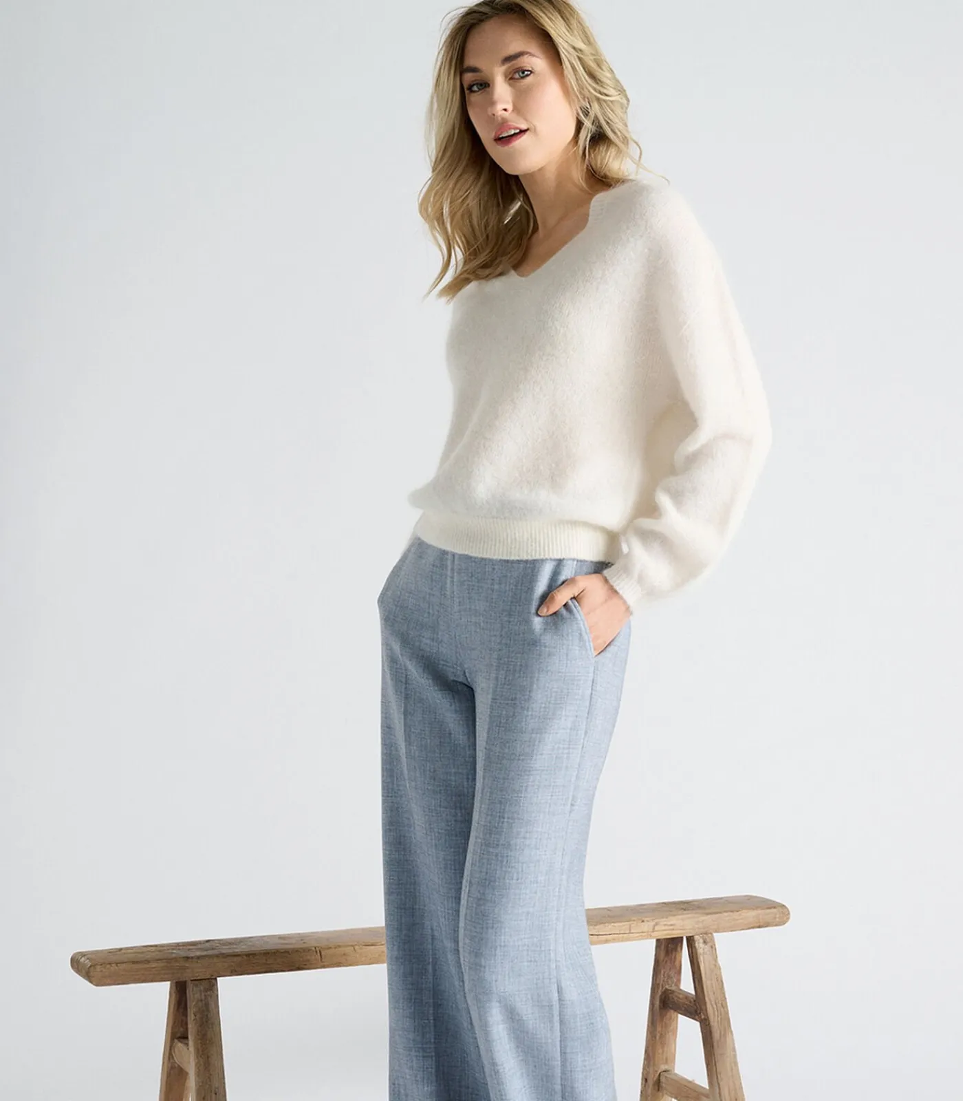 Marie Méro Ecru pull met v-hals creme Outlet