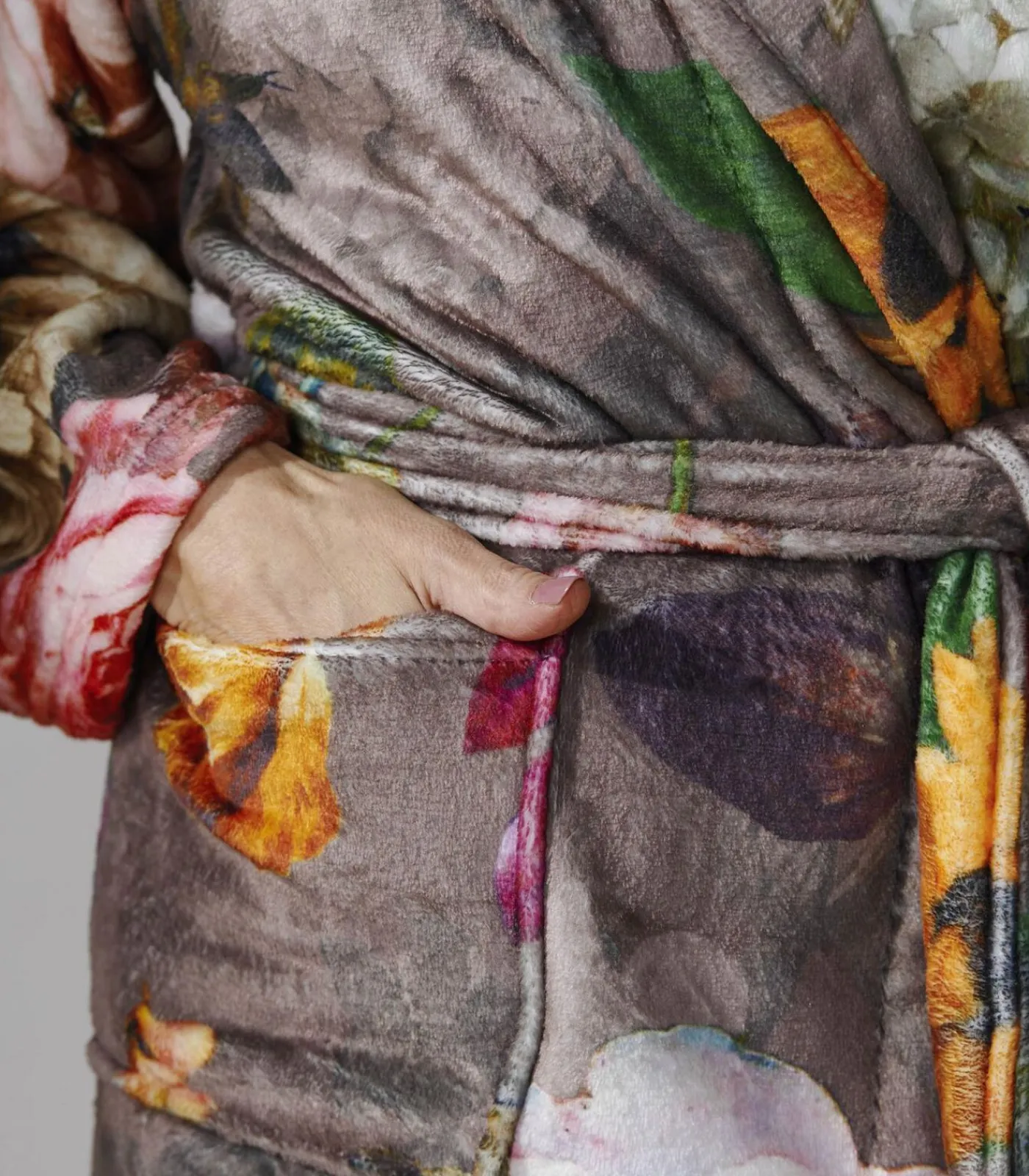 ESSENZA FLEUR - Badjas taupe Hot