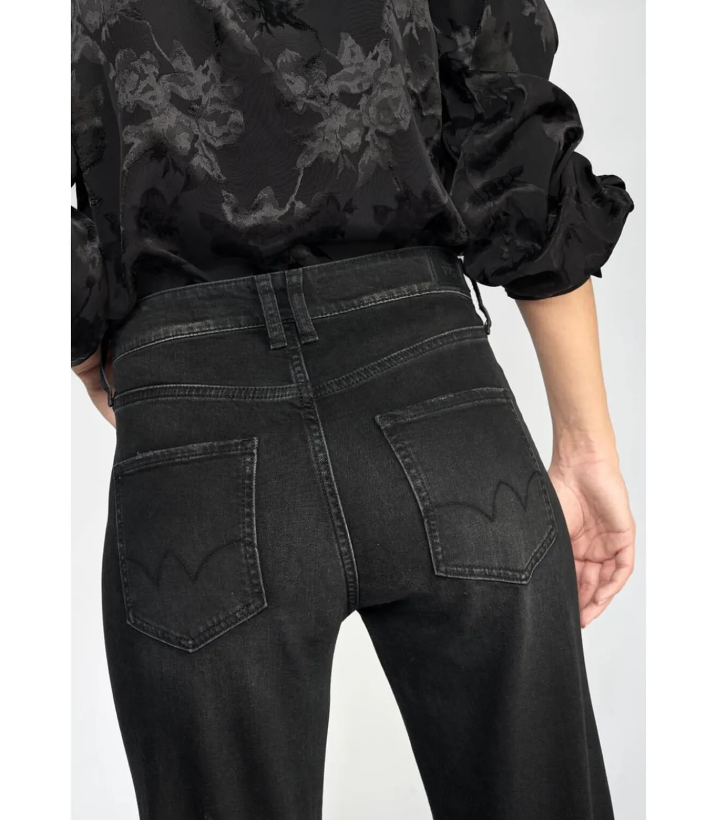 Le Temps des Cerises Jeans regular 400/19, lengte 34 black Best