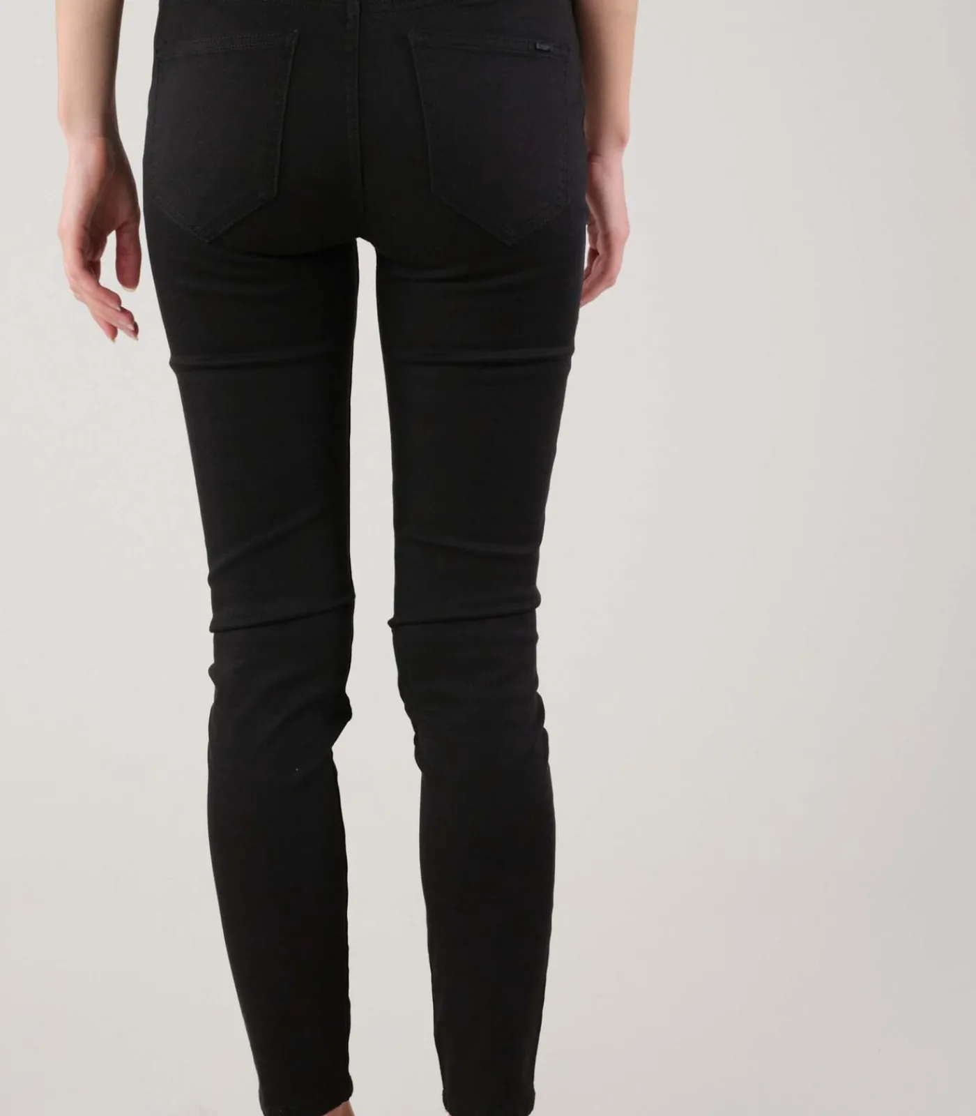 Deeluxe JESS - Slim-fit jeans voor dames black