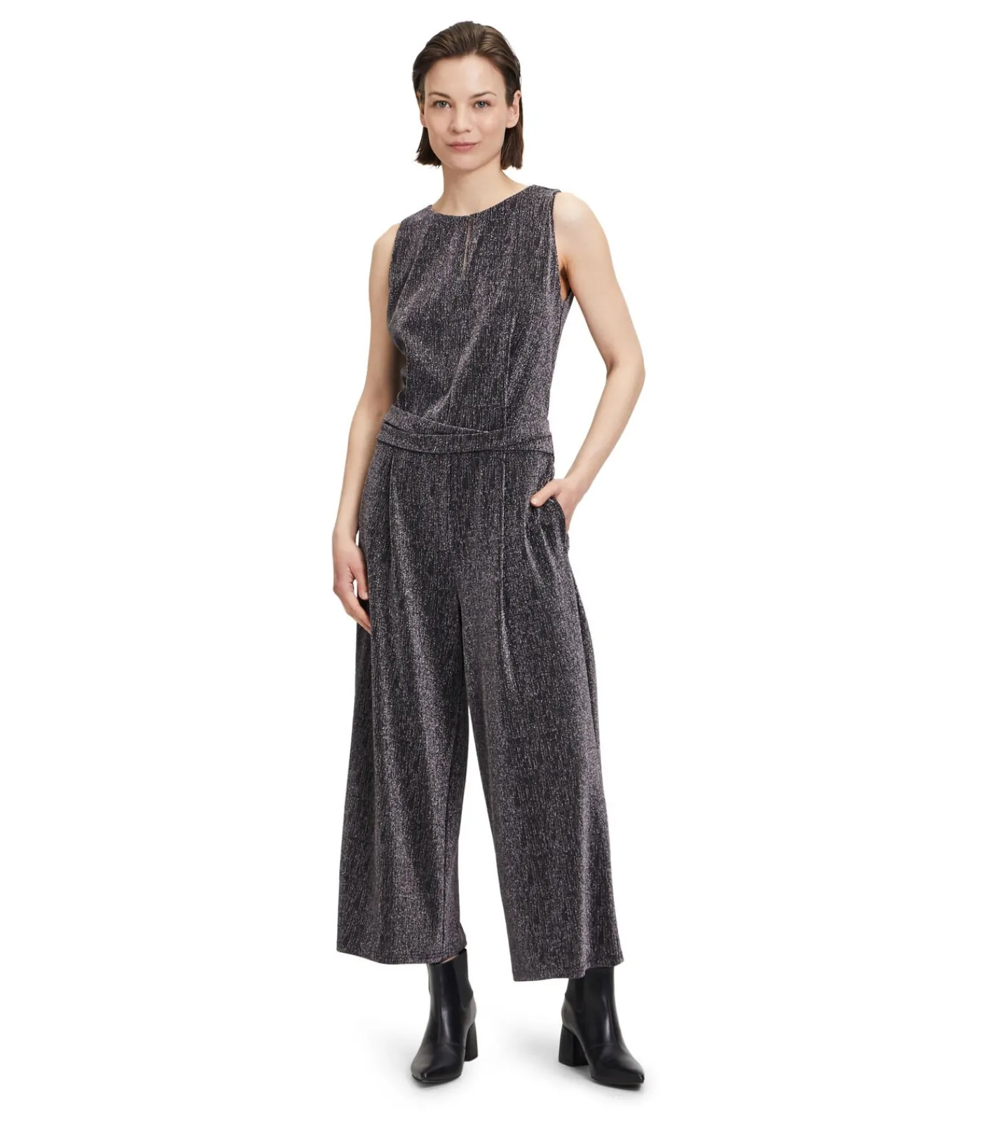 Betty & Co Jumpsuit black Hot