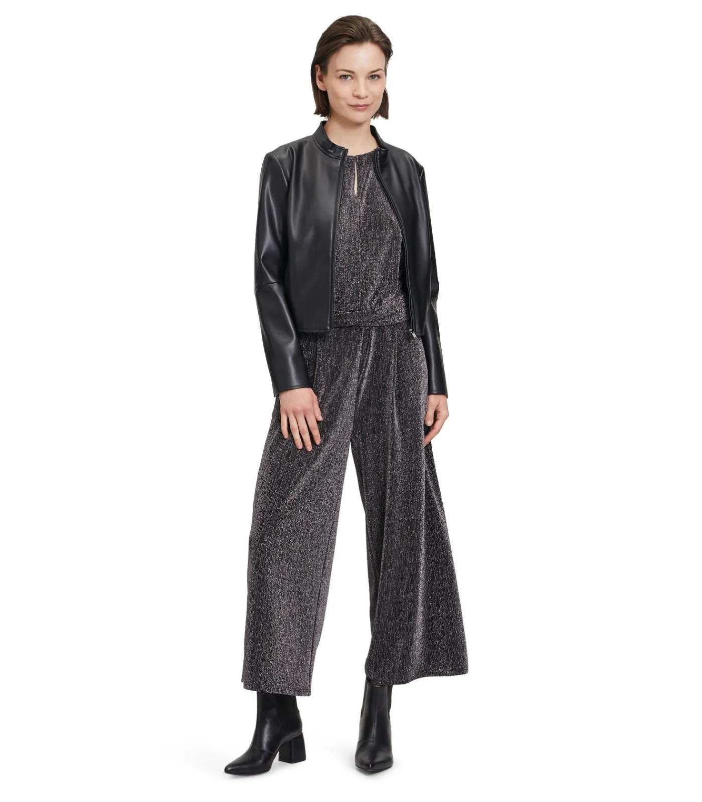 Betty & Co Jumpsuit black Hot