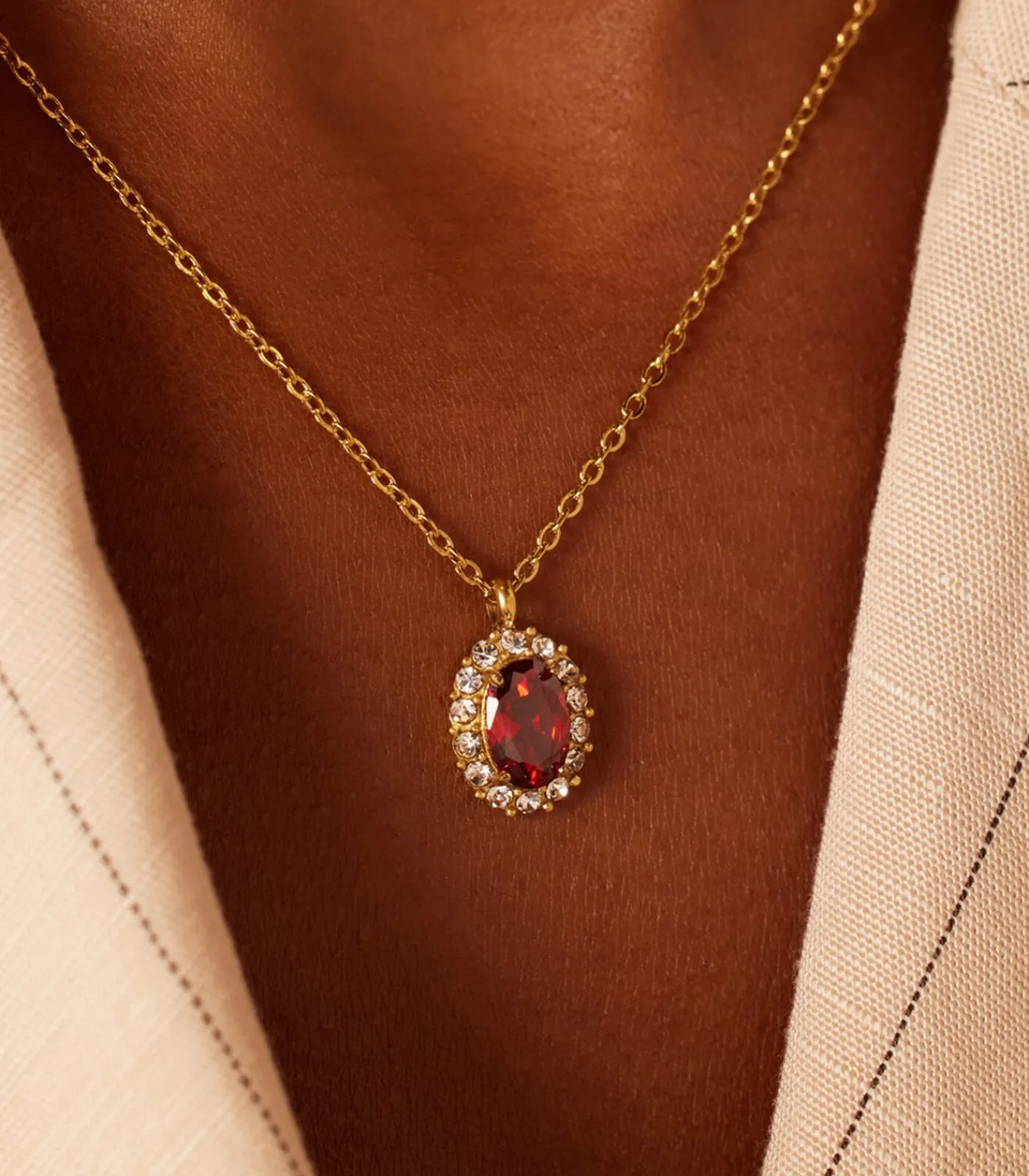 Lucardi Ketting Staal red Best