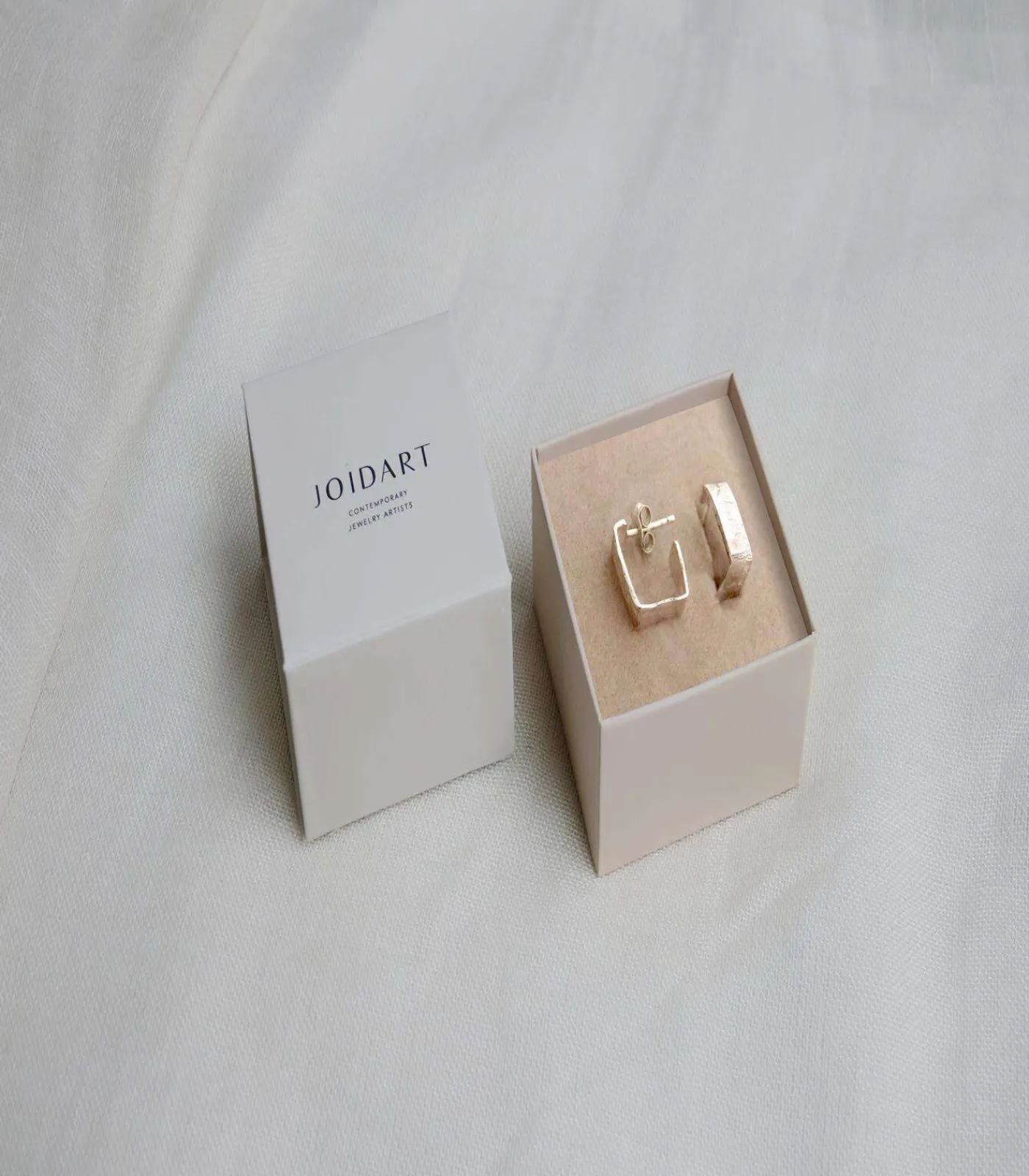 Joidart Kleine zilveren oorbellen Lignis breed silver Online