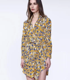 Smart & Joy Korte jurk met gedrapeerde voorkant en bladprint ochreYellow Clearance