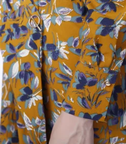 Smart & Joy Korte jurk met gedrapeerde voorkant en bladprint ochreYellow Clearance