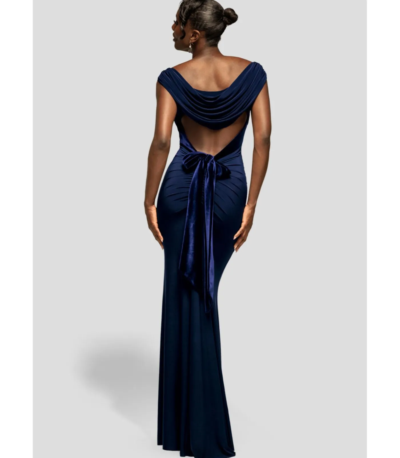 Goddiva Maxi-jurk “Open Back Cowl Neck Gathered Maxi Dress With Velvet Tie Back” darkBlue Sale