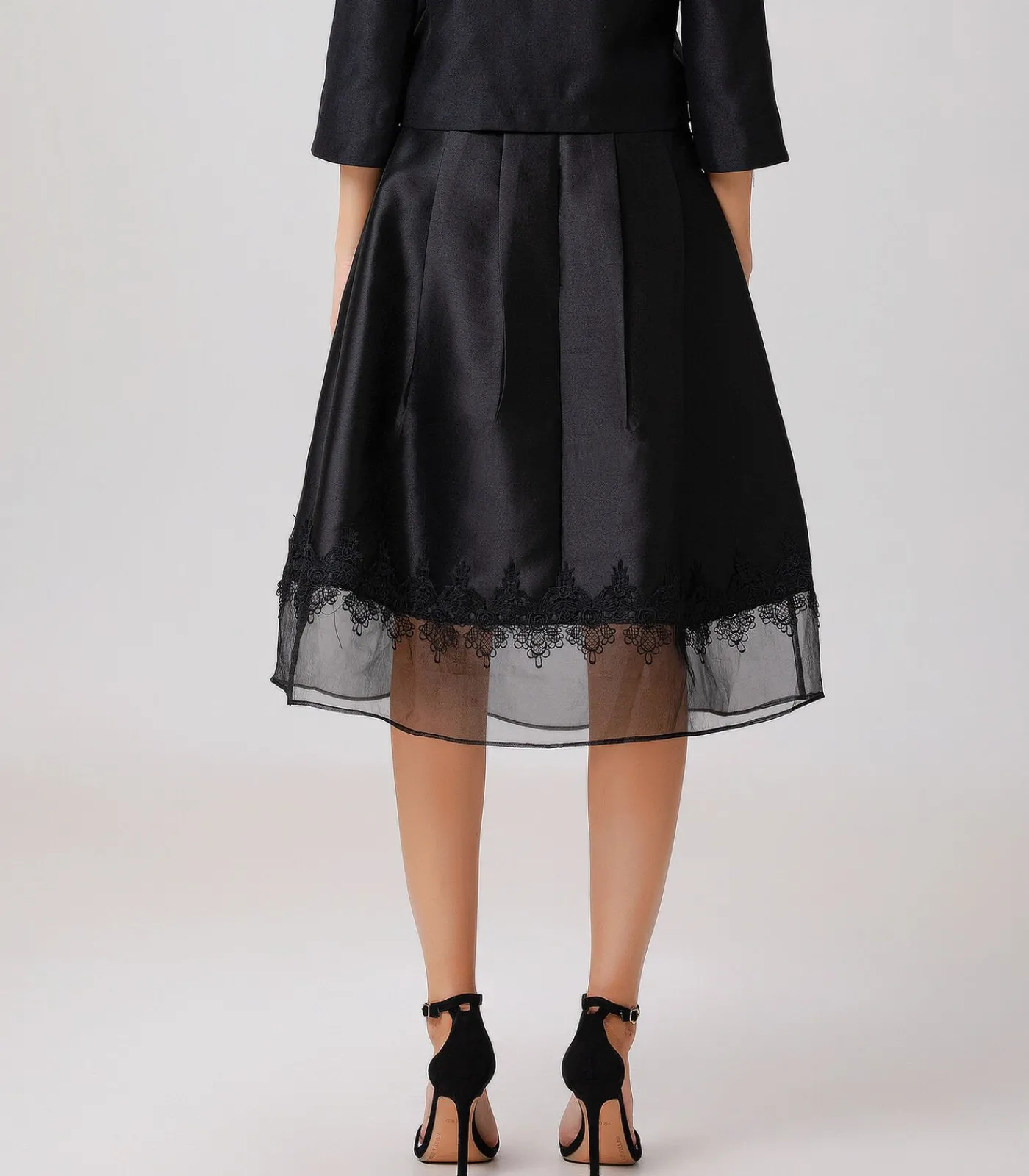Smart & Joy Rok van organza en tafzijde met kanten rand black Hot