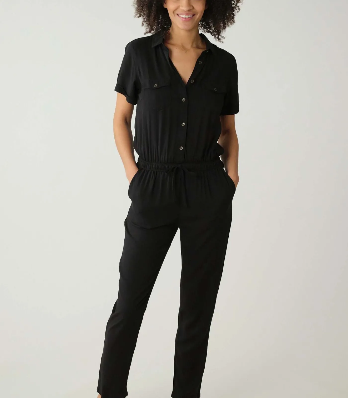 Deeluxe SAVANE - Damesjumpsuit met korte mouwen black Best