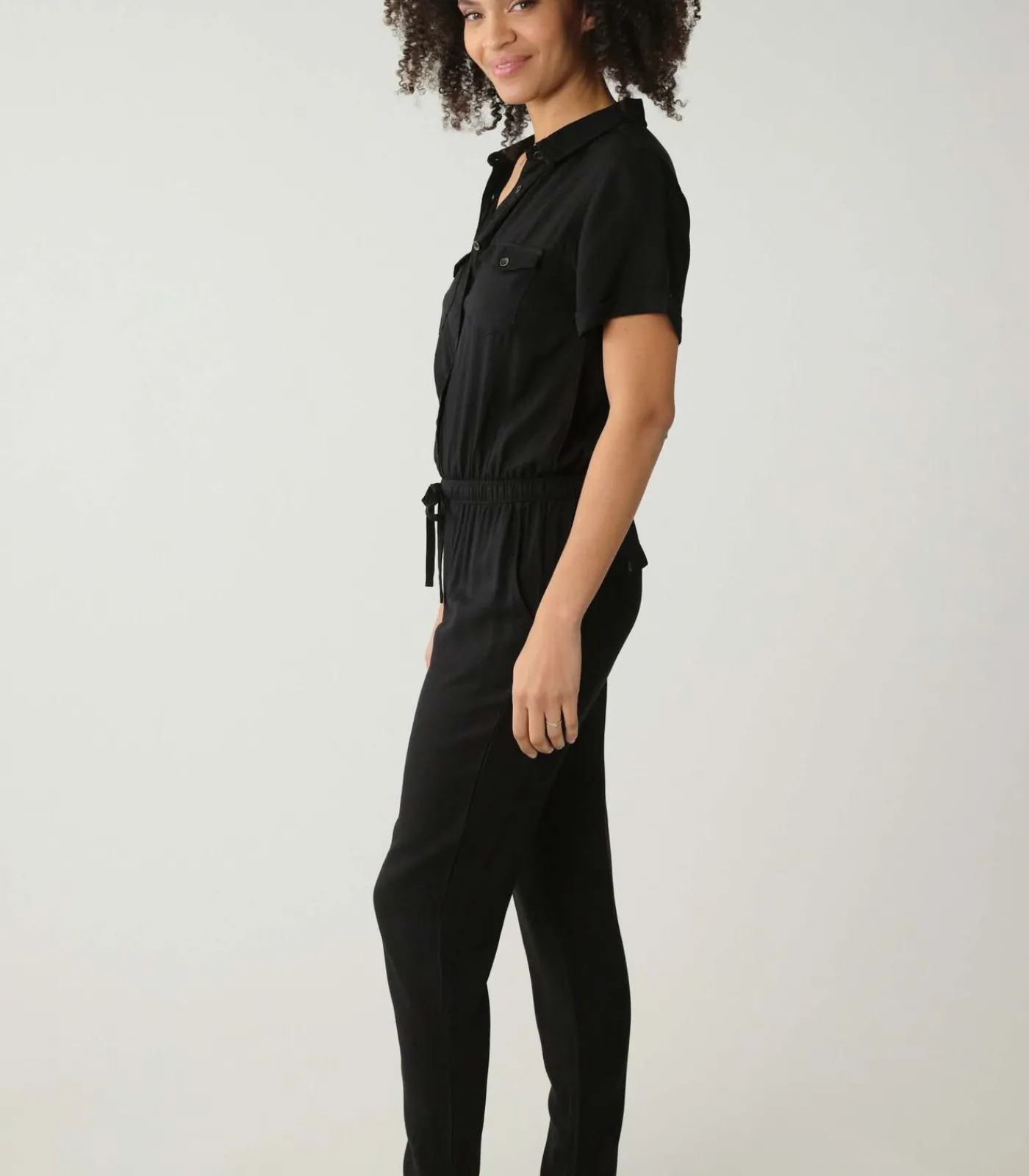 Deeluxe SAVANE - Damesjumpsuit met korte mouwen black Best