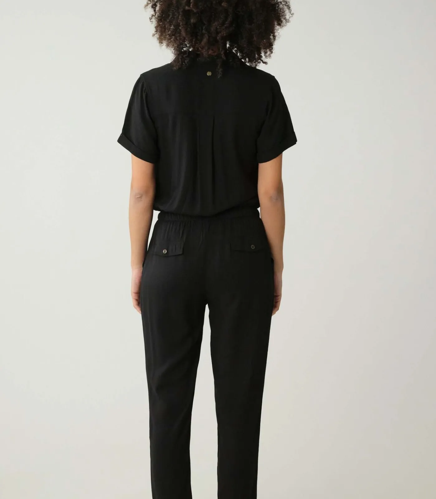 Deeluxe SAVANE - Damesjumpsuit met korte mouwen black Best