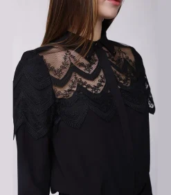 Smart & Joy Shirt met kanten juk black New