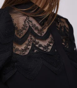 Smart & Joy Shirt met kanten juk black New