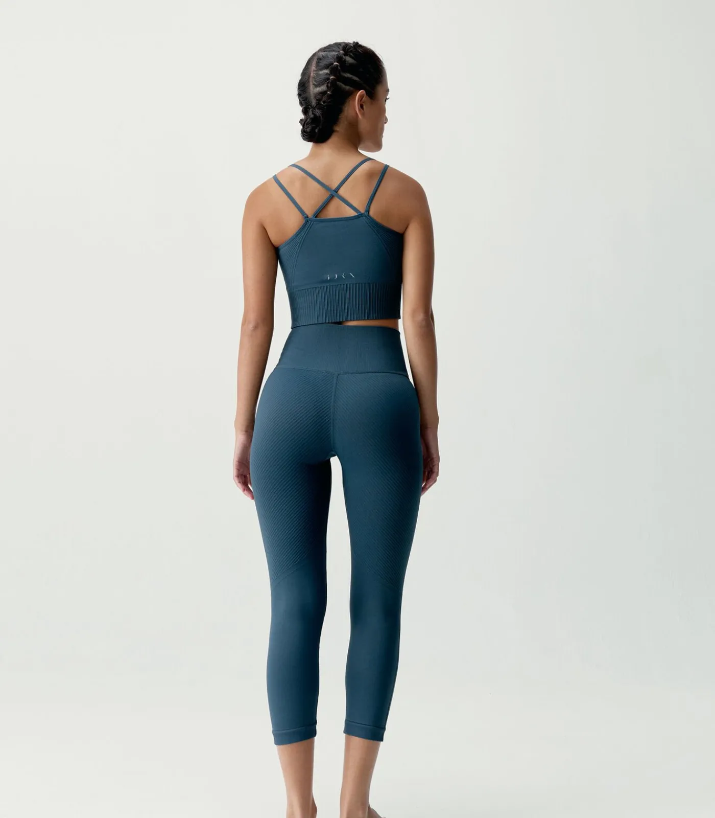 Born Living Yoga Sportbeha Devika navyBlue New