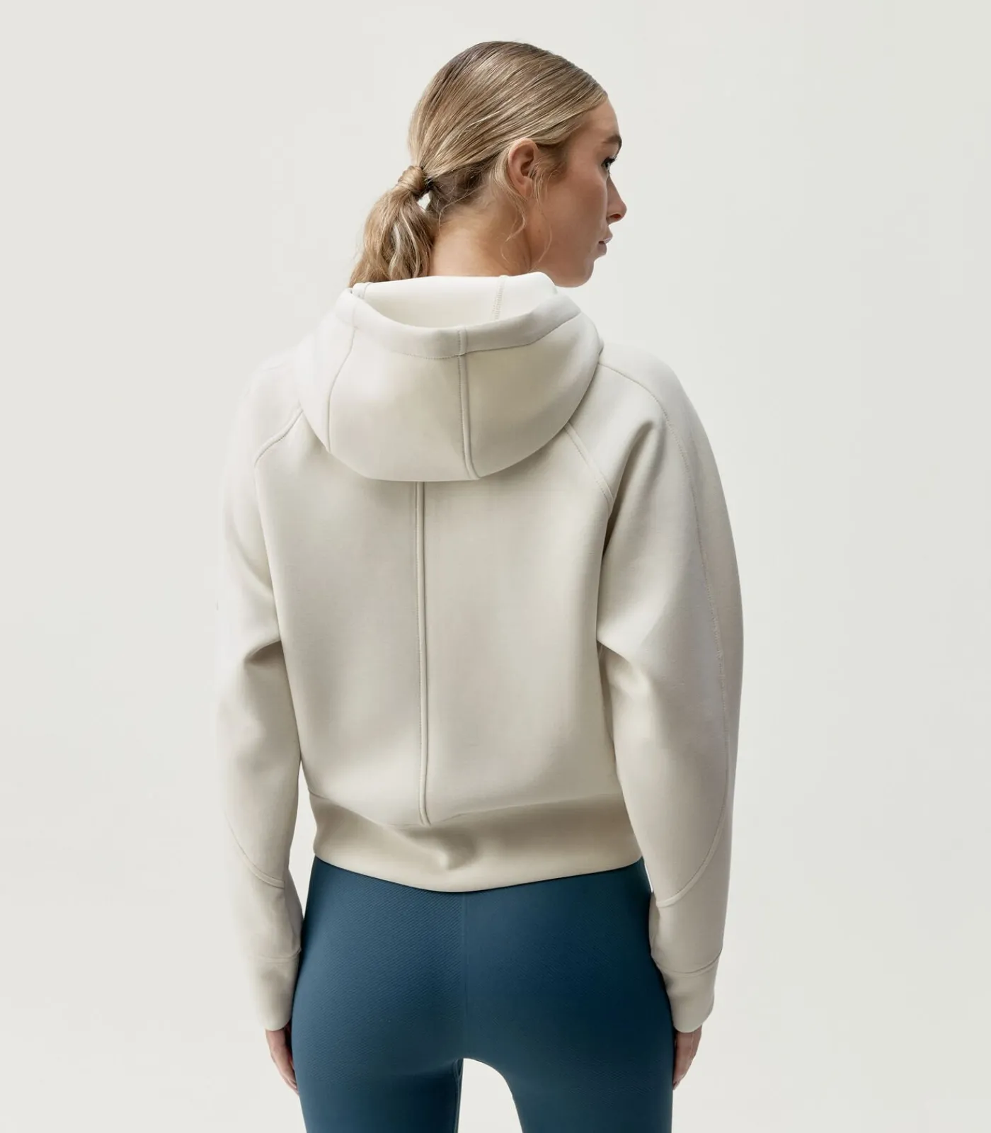 Born Living Yoga Sweatshirt Elsa white