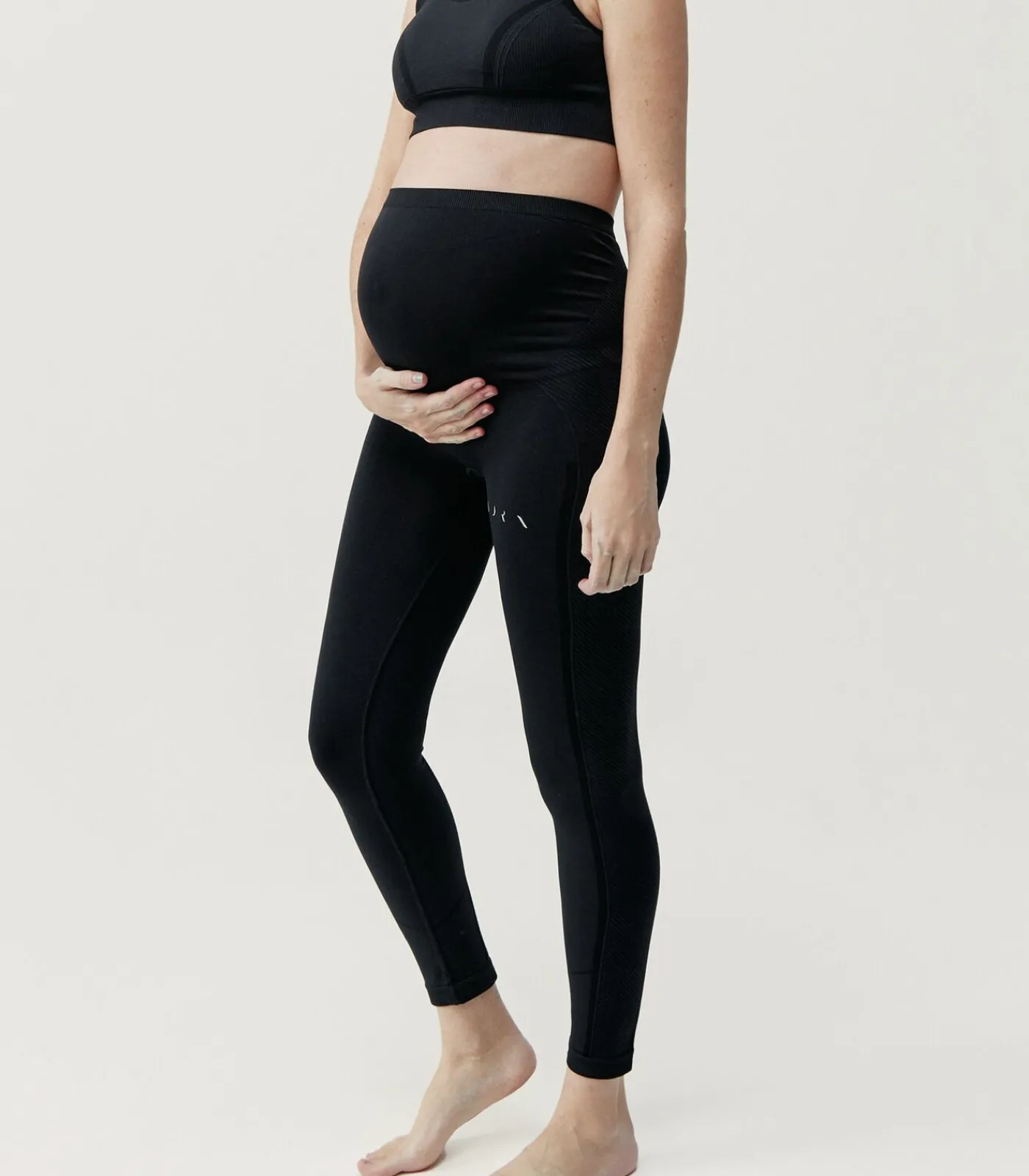 Born Living Yoga Top Mommy Line black Outlet