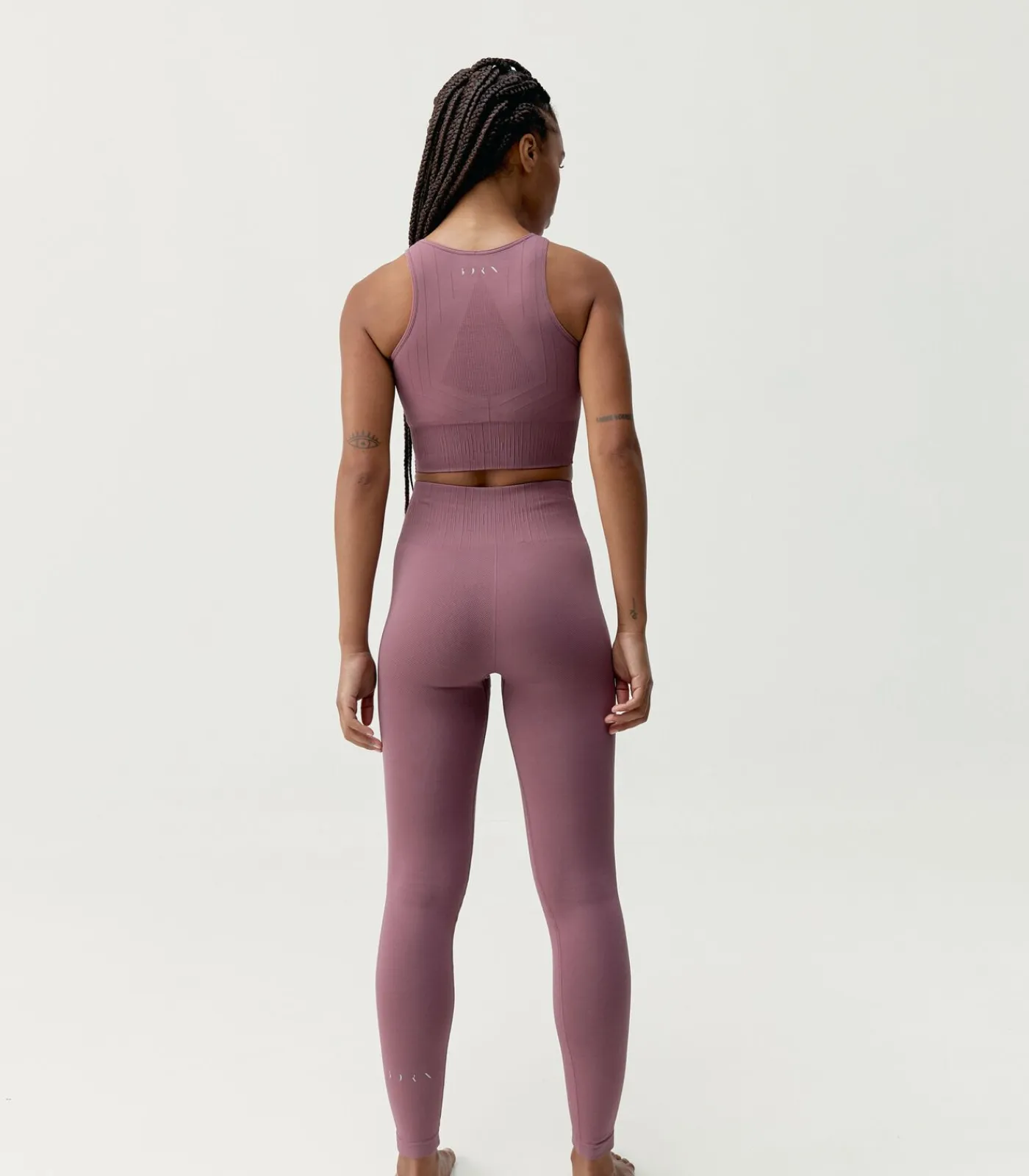 Born Living Yoga Top Nawal roseGold New